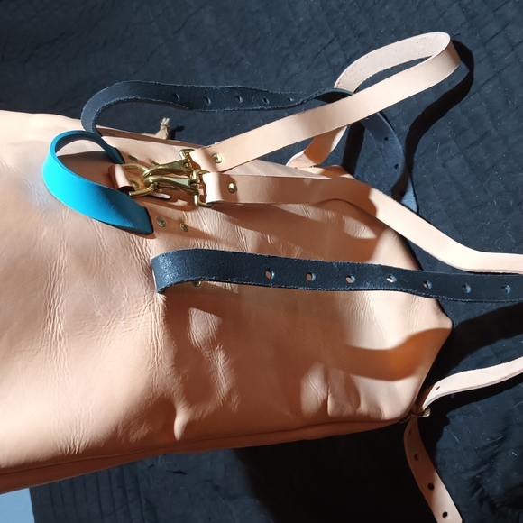 Mifland/Nike Liimited Rolltop Rucksack - Picture 15 of 16